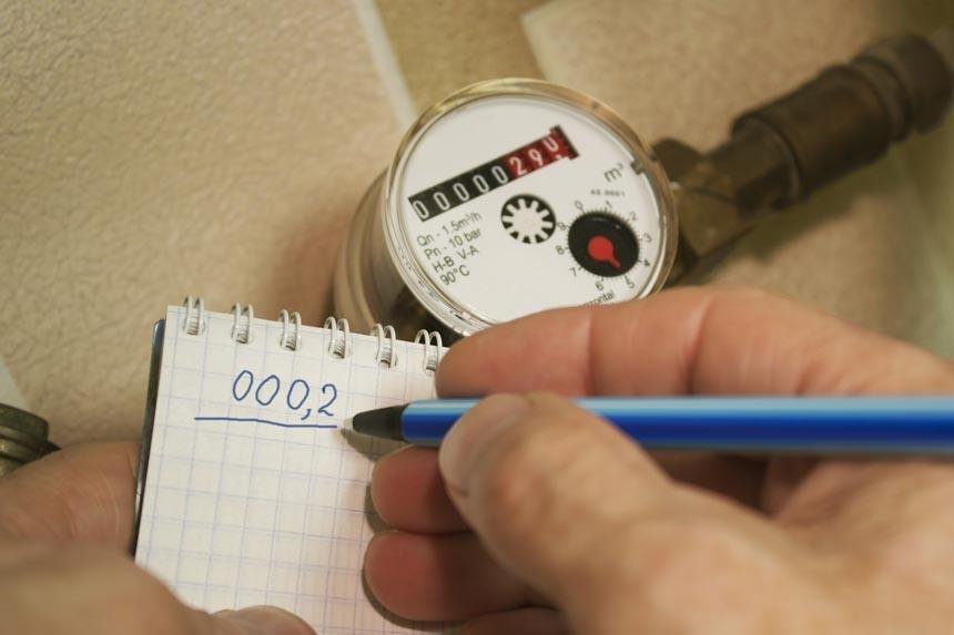 water meter to find hidden water leaks proplumber.uk