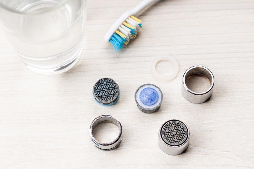 clean tap aerators - proplumber.uk